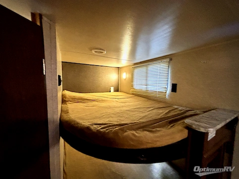 2018 Heartland Pioneer BH 270 RV Photo 4
