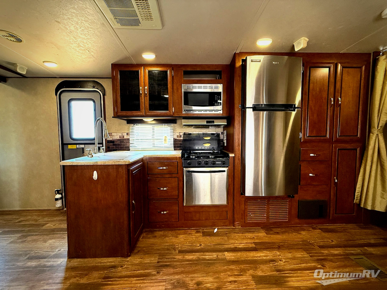 2017 Forest River Vibe 272BHS Photo 11