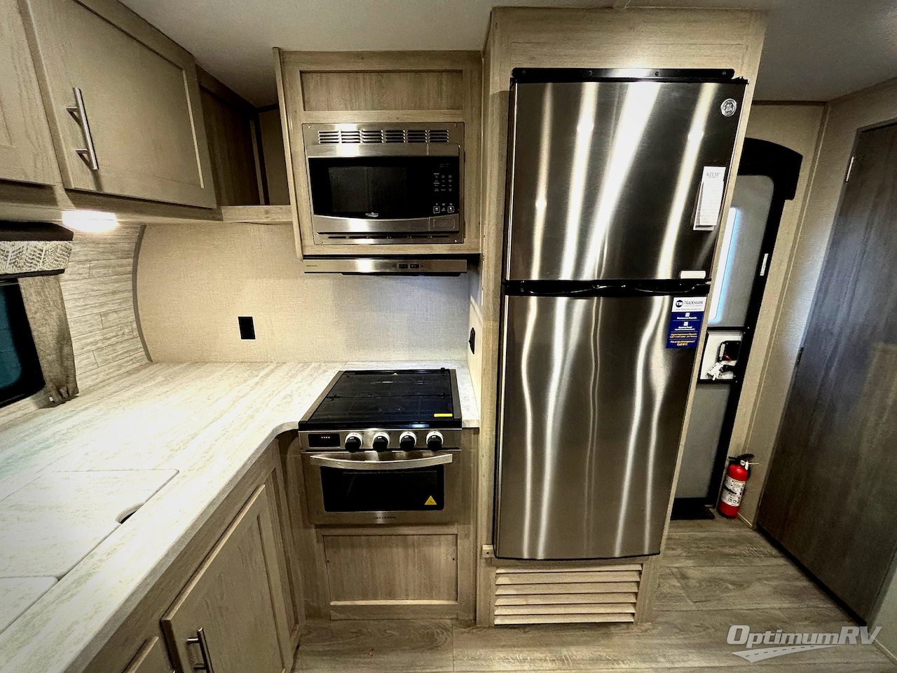 2023 Coachmen Catalina Legacy 263FKDS Photo 7