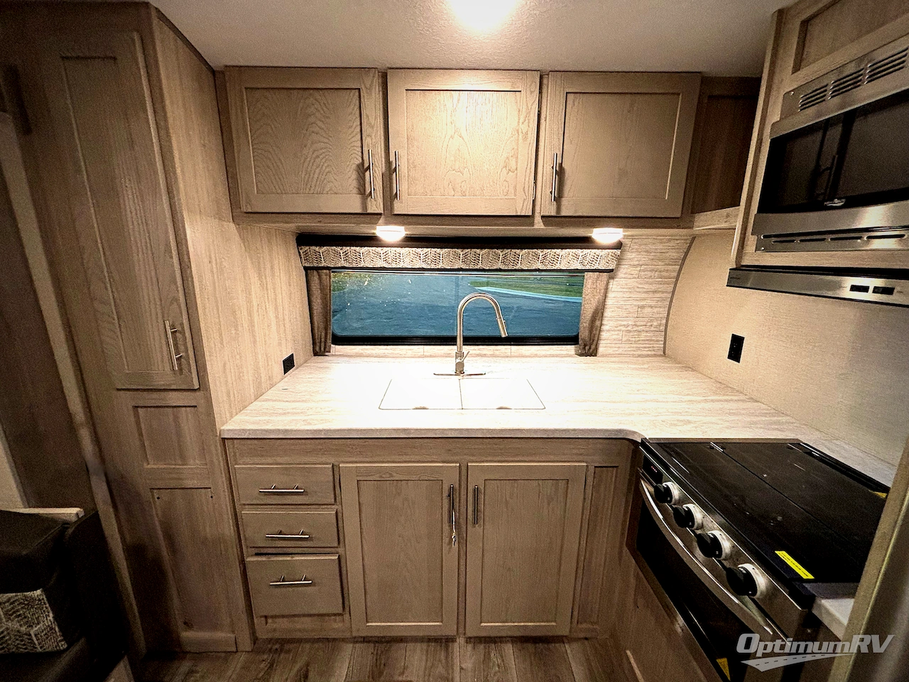 2023 Coachmen Catalina Legacy 263FKDS Photo 8