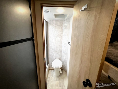 2024 Winnebago Towables Micro Minnie 1800BH RV Photo 4