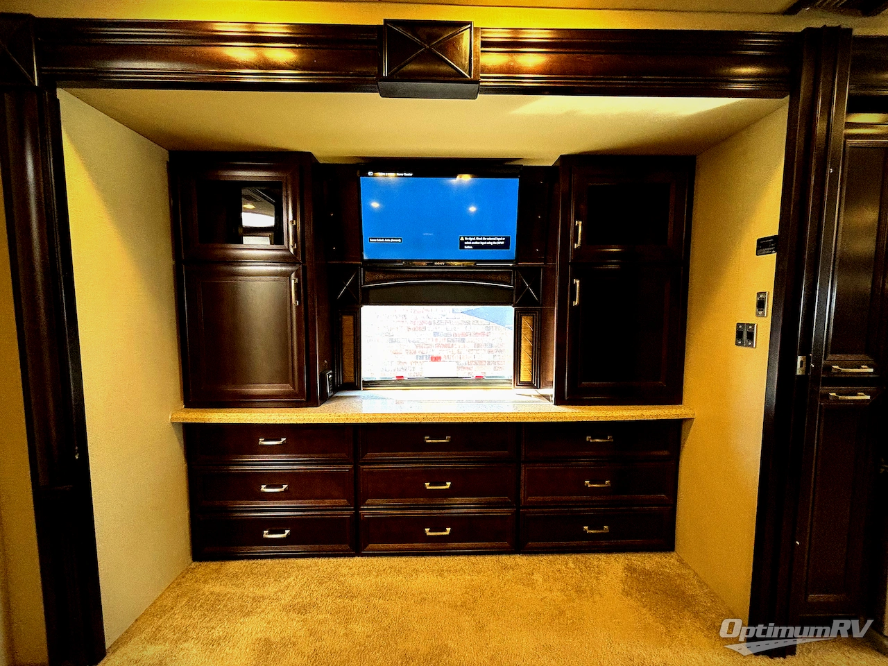 2014 American Coach American Revolution 42T Photo 11