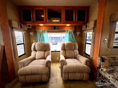 2011 NuWa HitchHiker Discover America 300 FK RV Photo 4