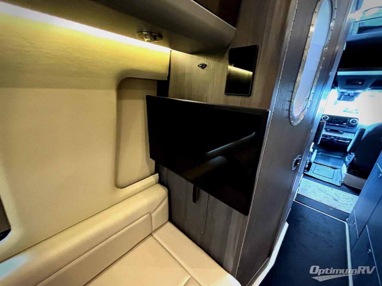 2022 Airstream Interstate 24GT Std. Model Photo 23