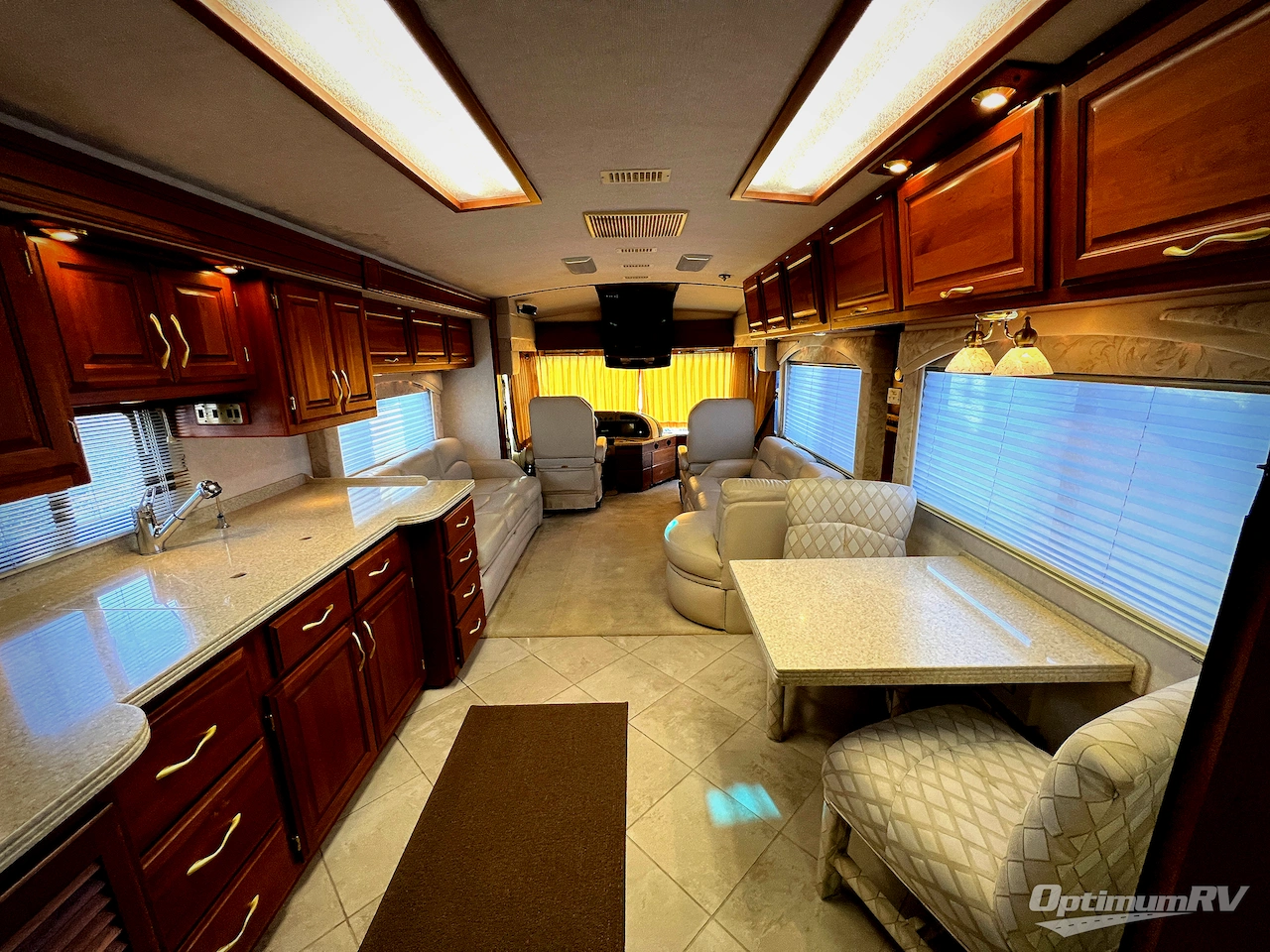 2001 American Coach American Eagle 40EQS Photo 9