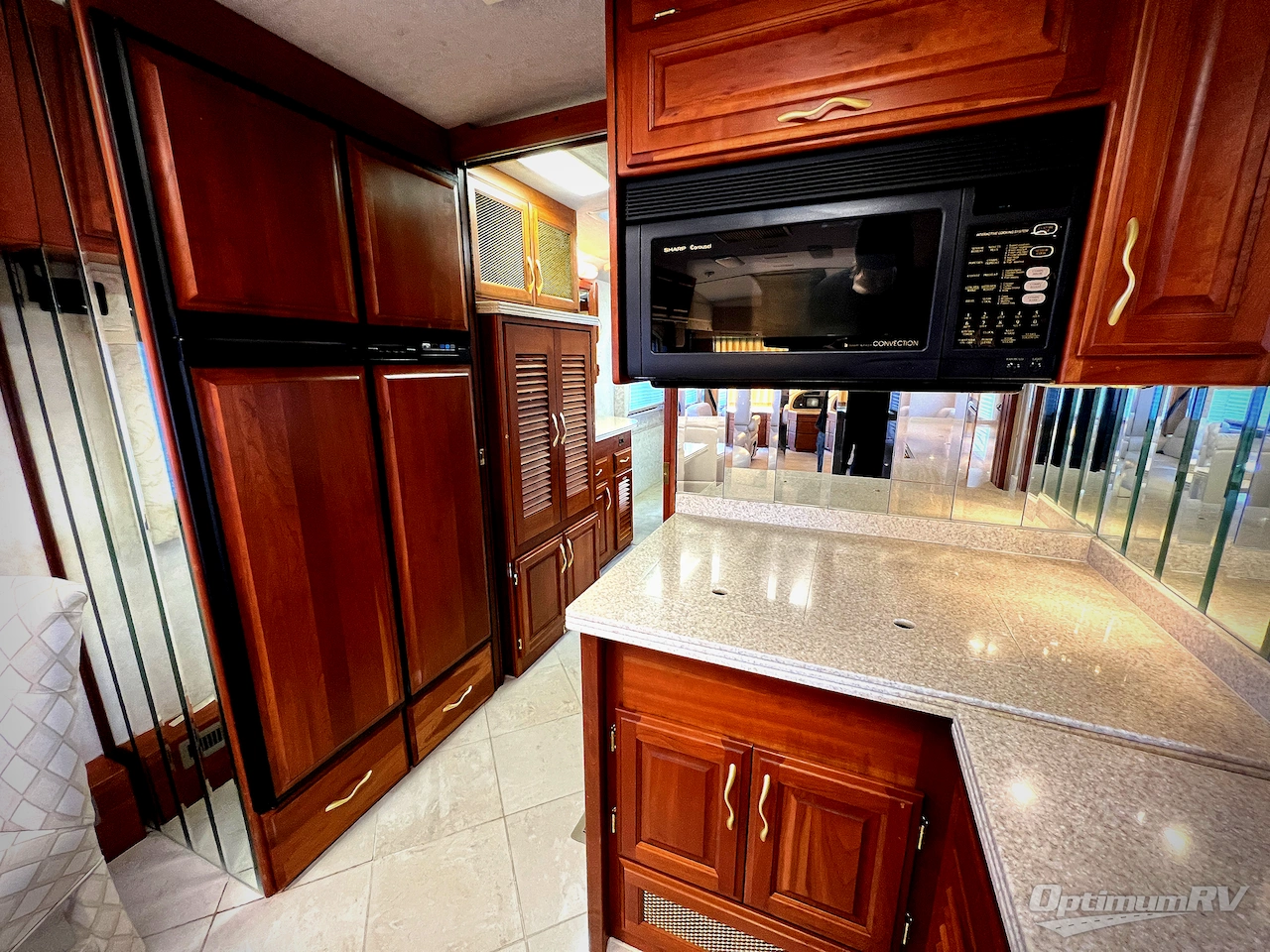 2001 American Coach American Eagle 40EQS Photo 29