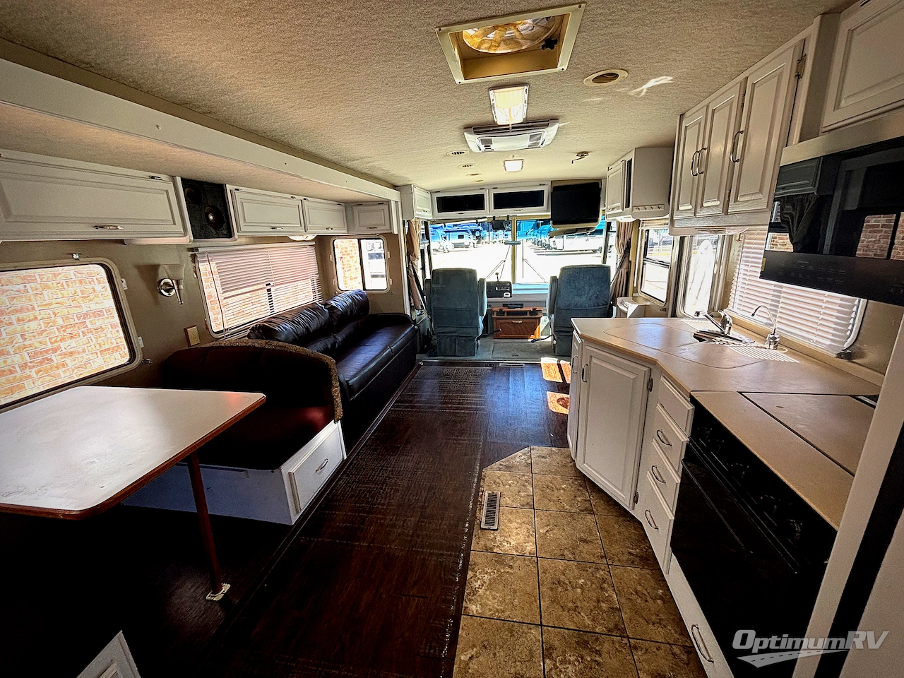 2000 Itasca Suncruiser 32V Photo 5