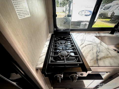 2025 Coachmen Apex Nano 221RLS RV Photo 3