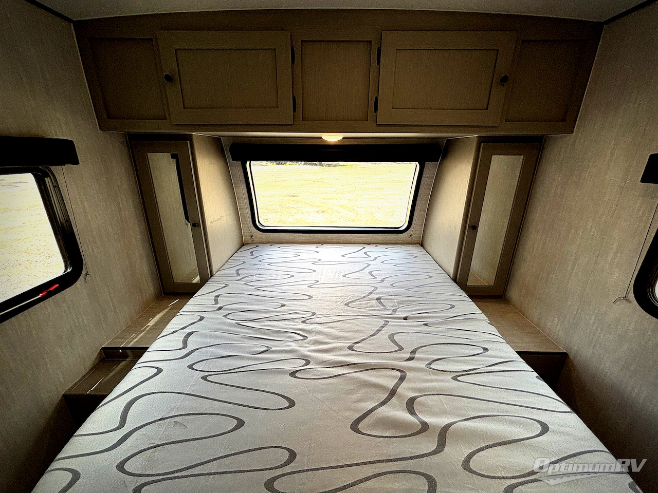 2025 Coachmen Apex Nano 221RLS Photo 9