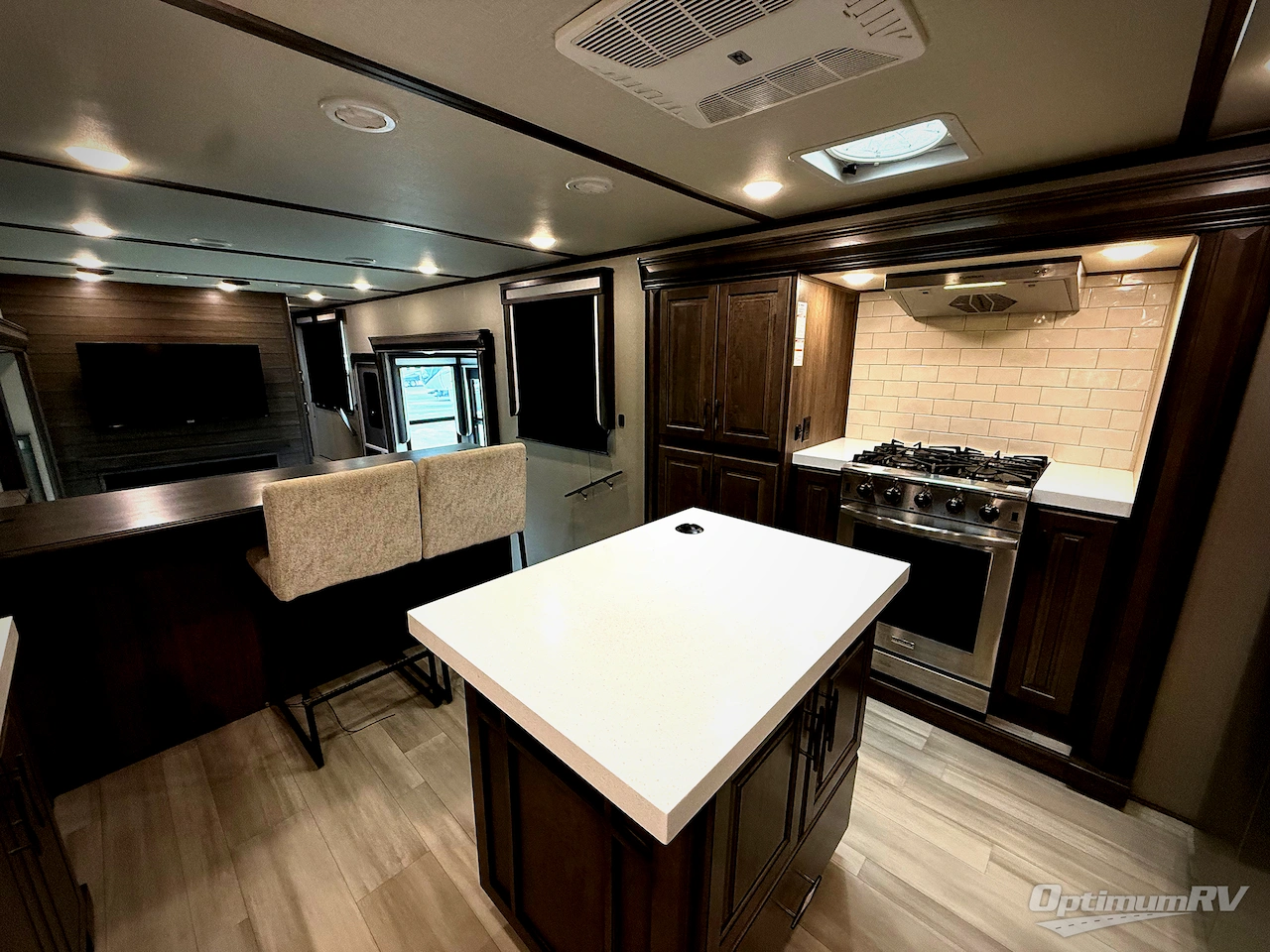 2022 Grand Design Solitude 390RK Photo 25