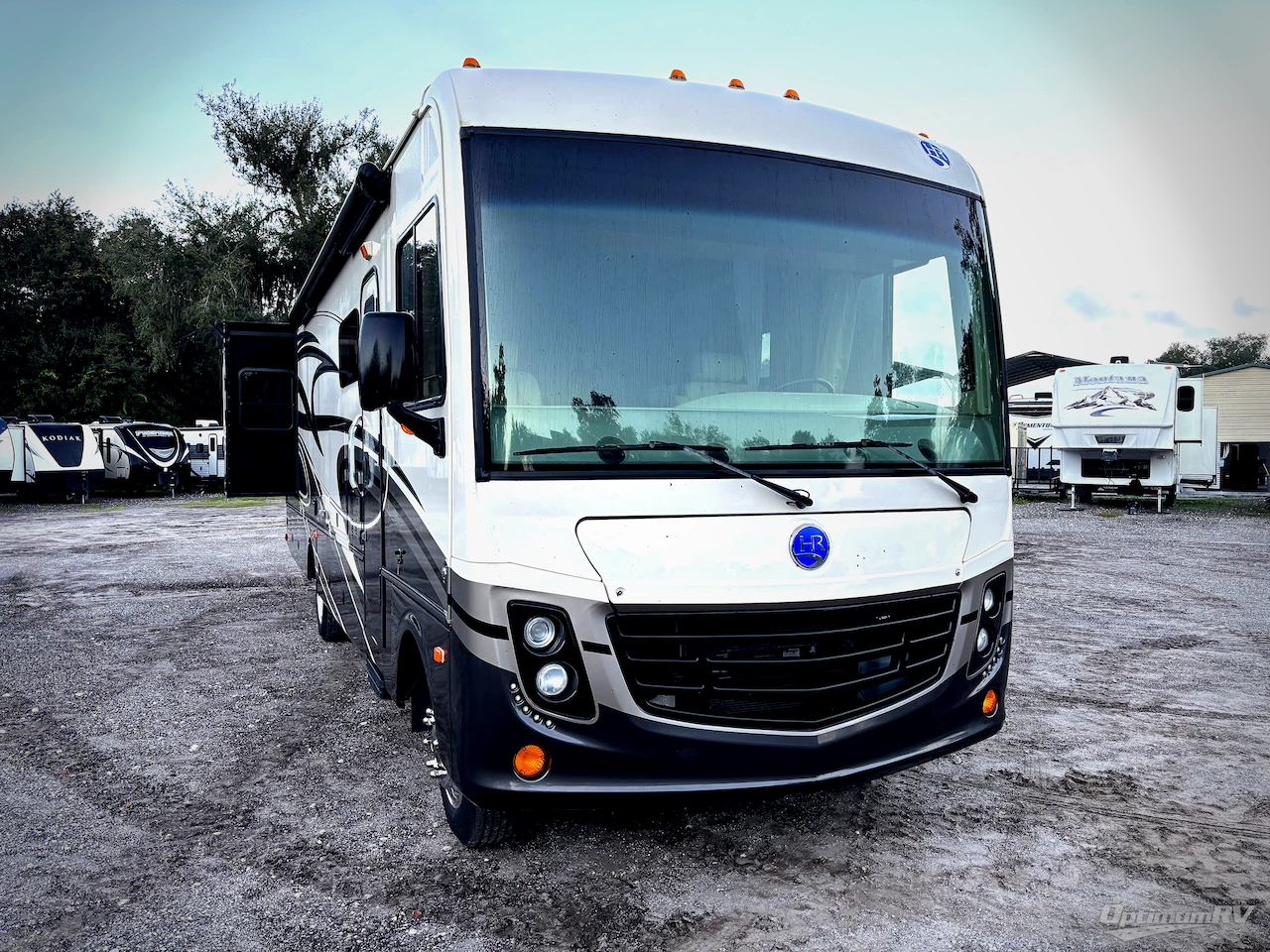 2018 Holiday Rambler Vacationer XE 32A Photo 1