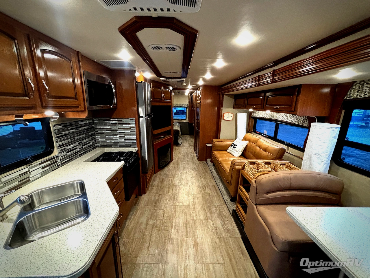 2018 Holiday Rambler Vacationer XE 32A Photo 4