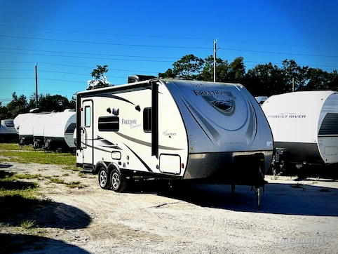 Used 2018 Coachmen Freedom Express Ultra Lite 192RBS Featured Photo