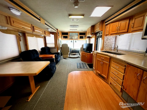 2006 Fleetwood Southwind 36B RV Photo 2