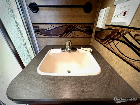 2013 Jayco Greyhawk 31DS RV Photo 4