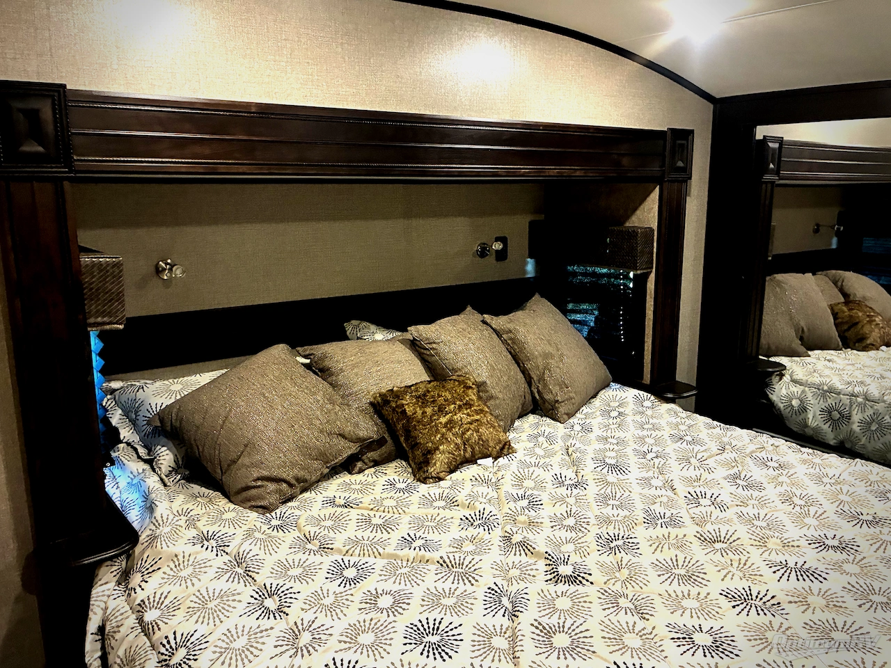 2021 Jayco Eagle 355MBQS Photo 14