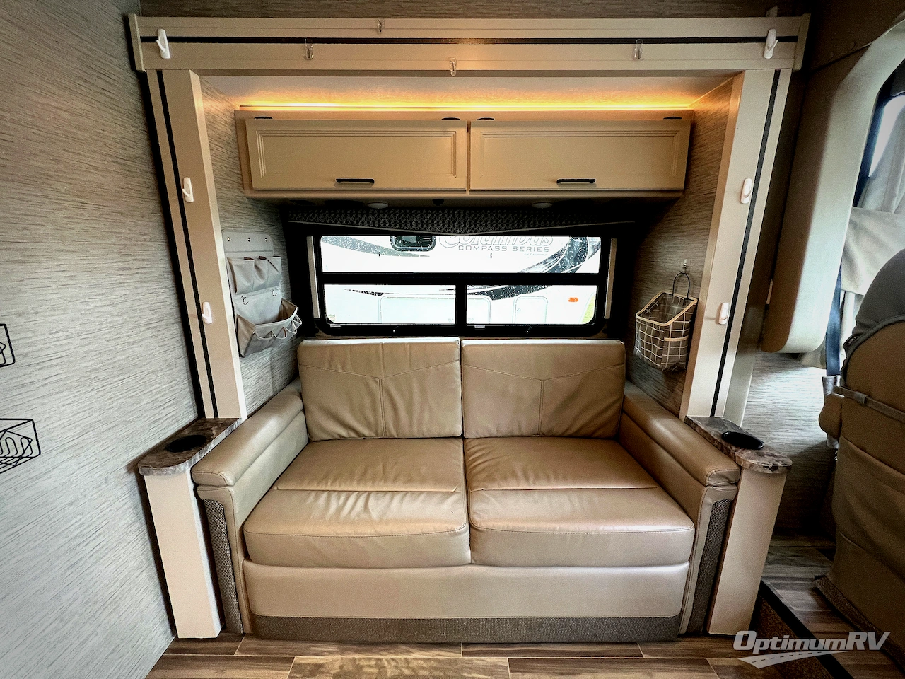 2021 Thor Axis 24.1 Photo 8