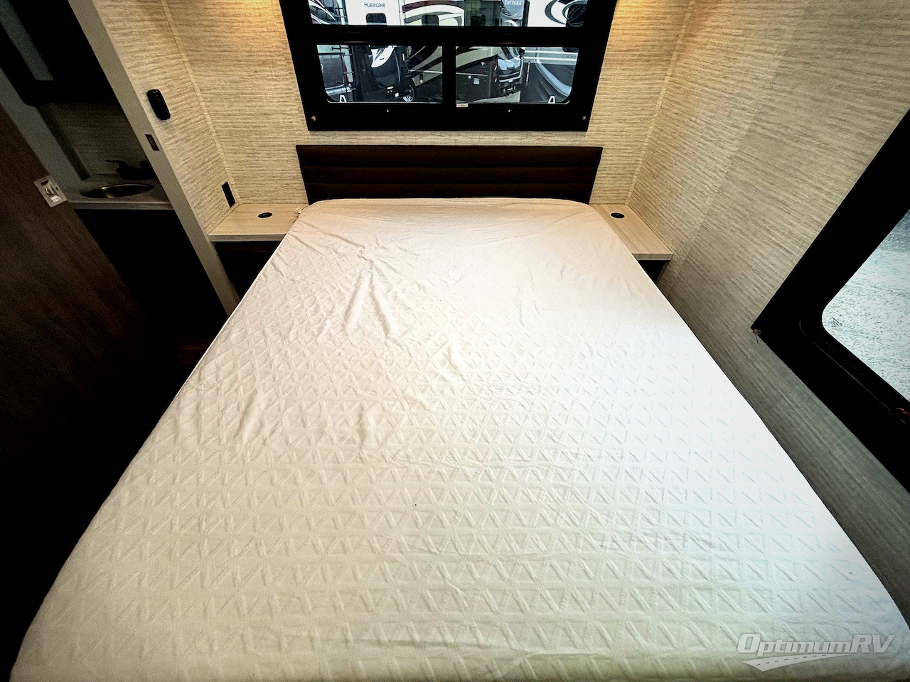 2025 Entegra Odyssey 31F Photo 14