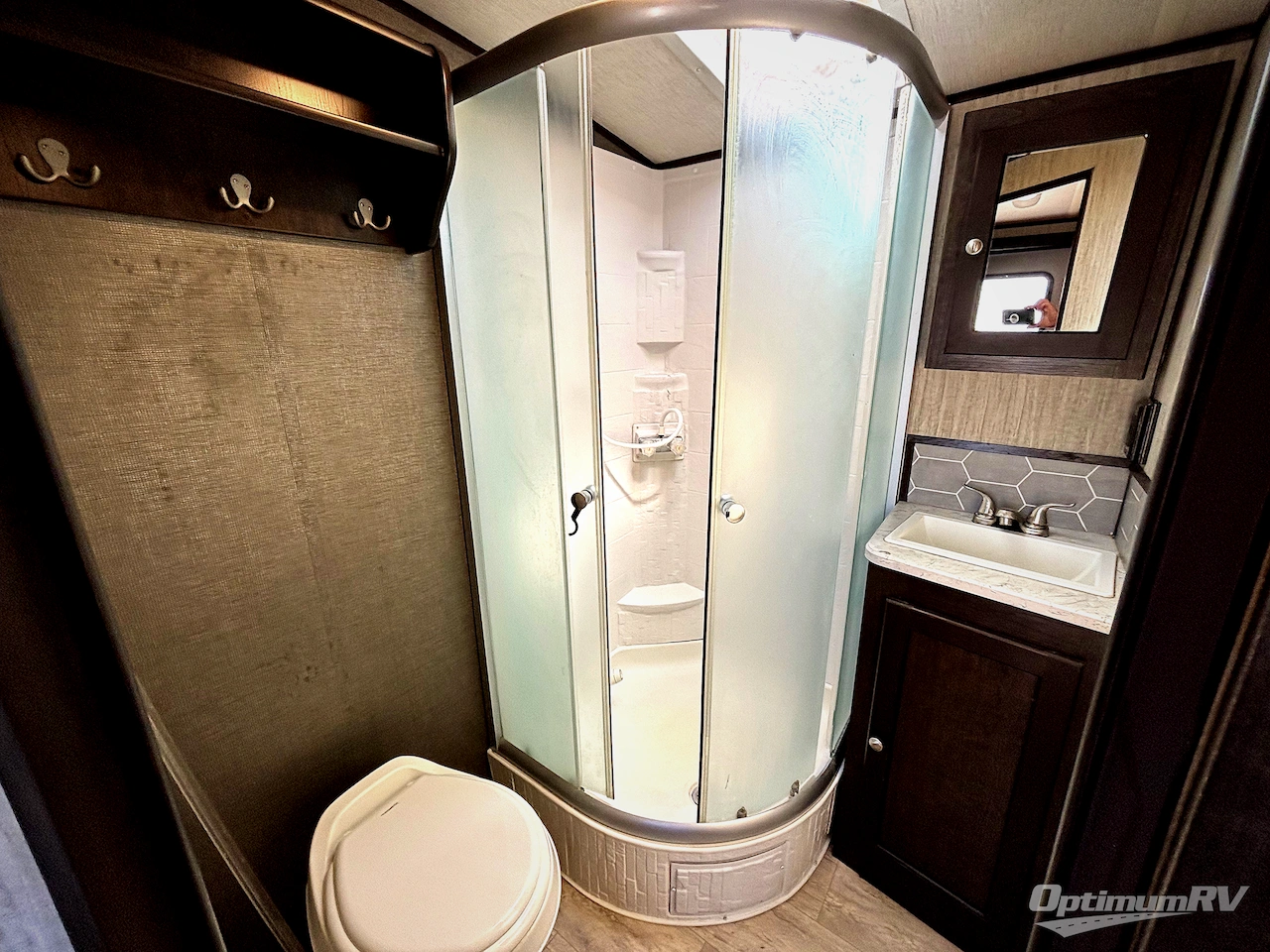 2019 Cruiser Shadow Cruiser 225RBS Photo 10