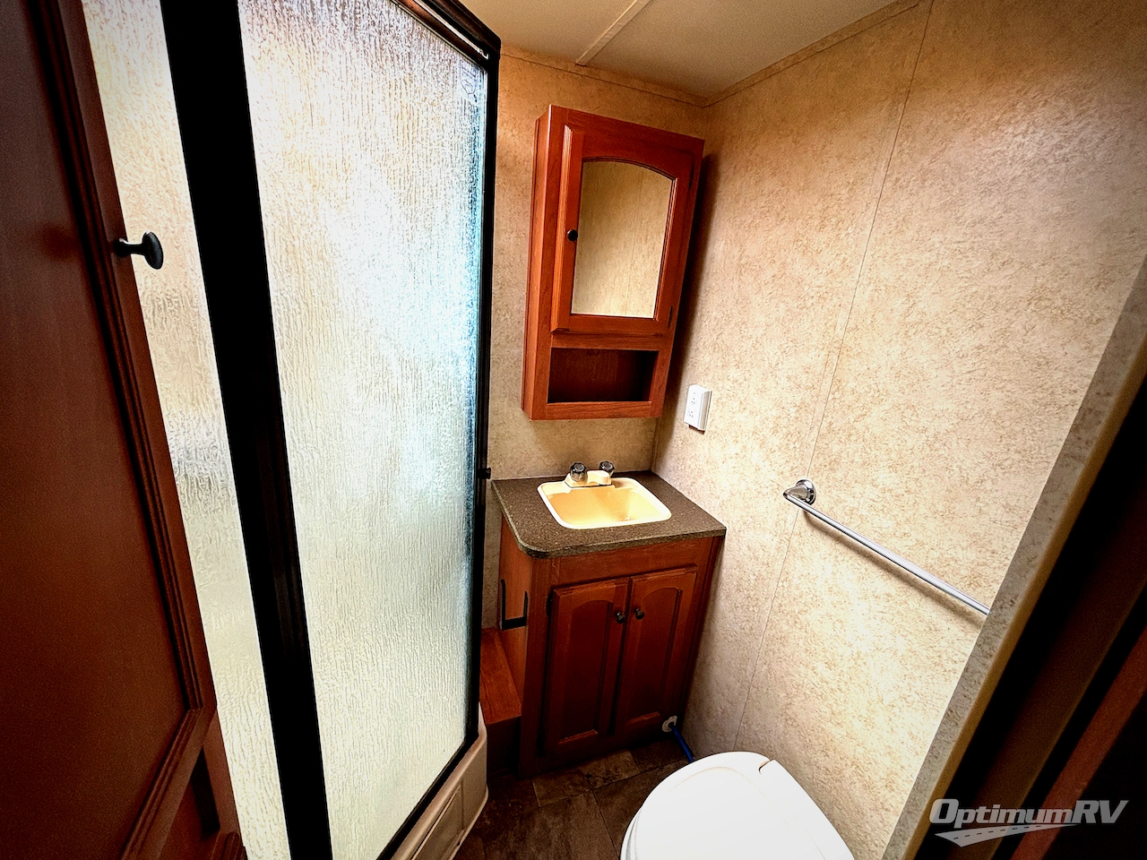 2013 Gulf Stream Streamlite XLT 27RKS Champagne Series Photo 8