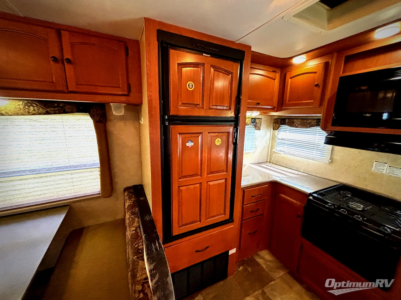 2013 Gulf Stream Streamlite XLT 27RKS Champagne Series Photo 15