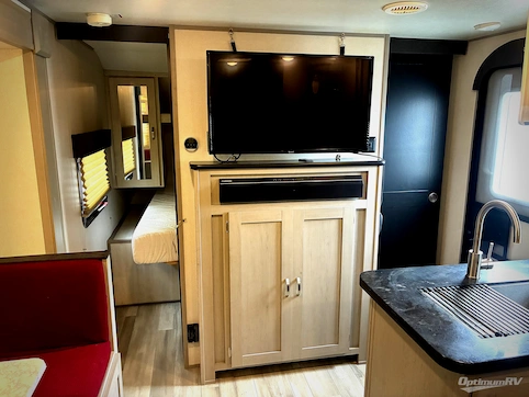 2021 Prime Time Tracer 24DBS RV Photo 2