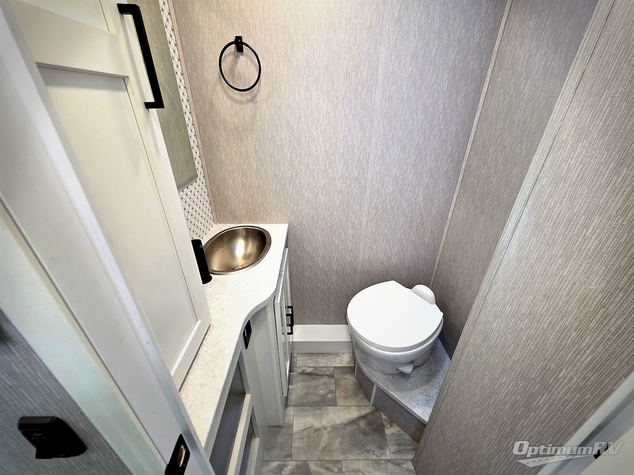 2023 Coachmen Pursuit 27XPS Photo 16