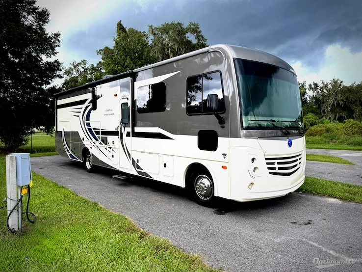 2021 Holiday Rambler Admiral 34J RV Photo 1