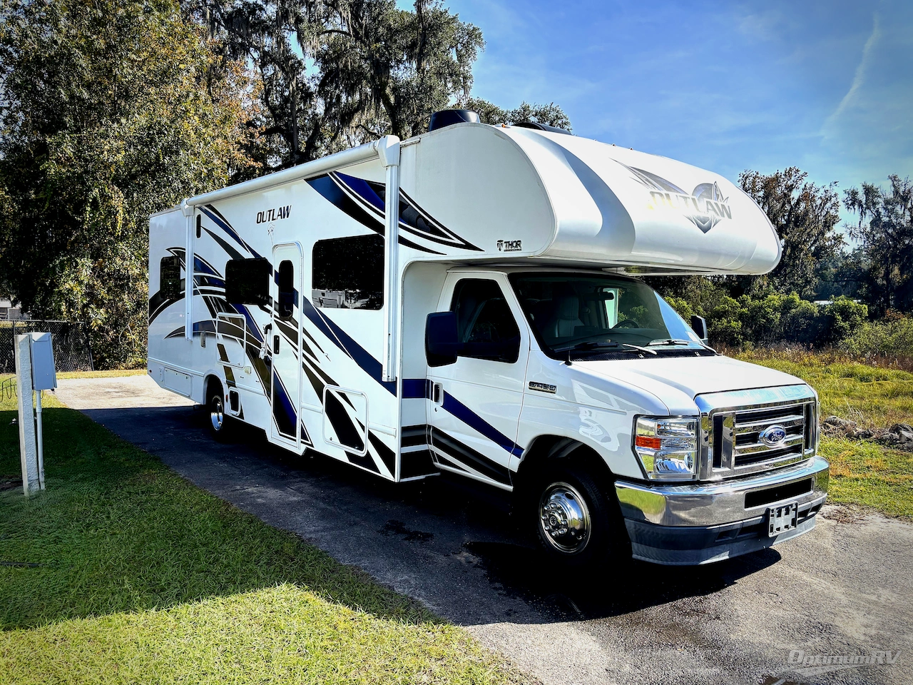 2021 Thor Outlaw 29J Photo 1