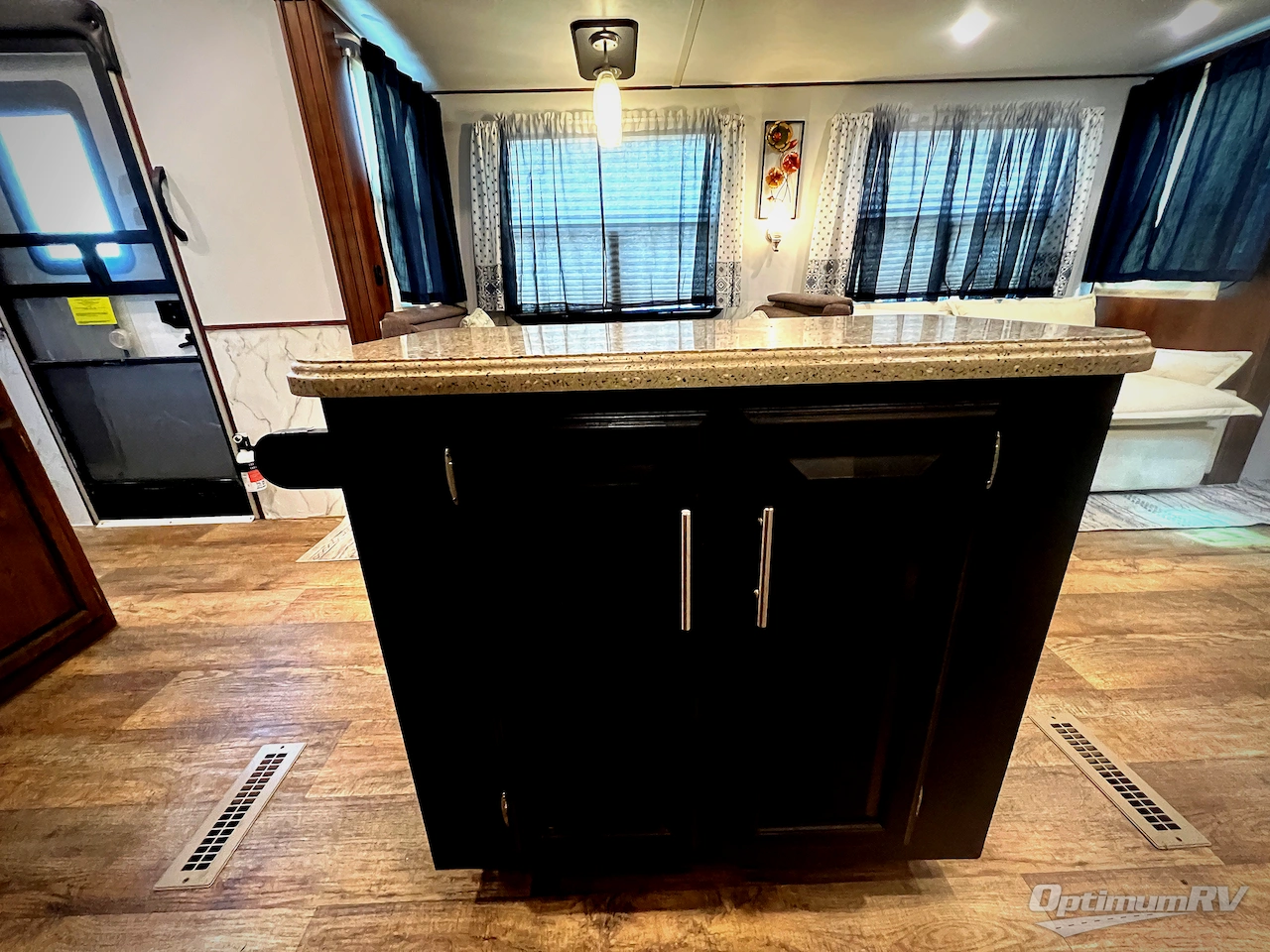 2017 Jayco Eagle 338RETS Photo 10