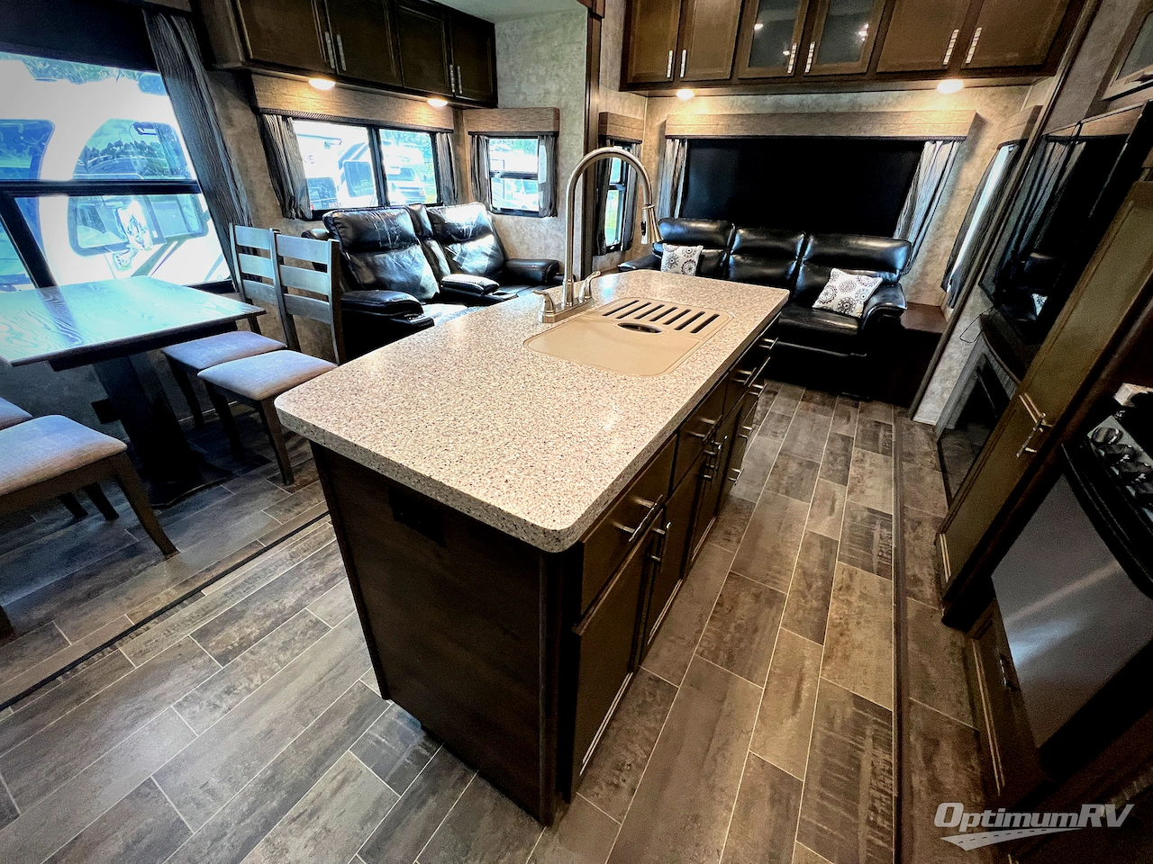 2018 Highland Ridge Open Range OF371MBH Photo 11