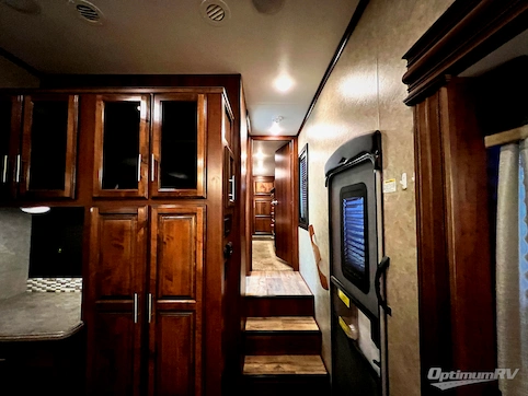 2018 Jayco Eagle 321RSTS RV Photo 3