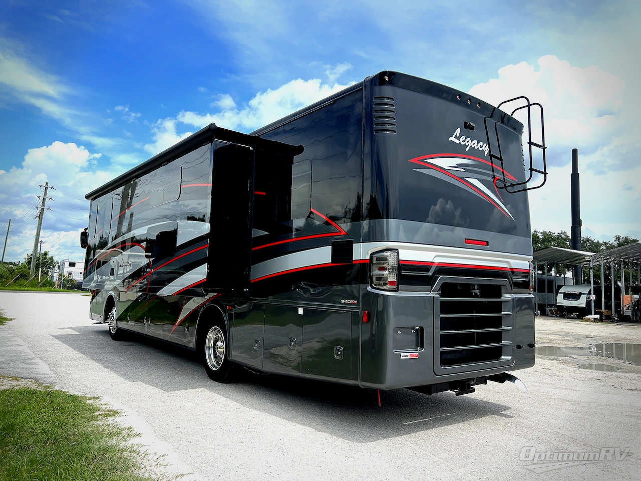 2018 Forest River Legacy SR 340 340BH Photo 2