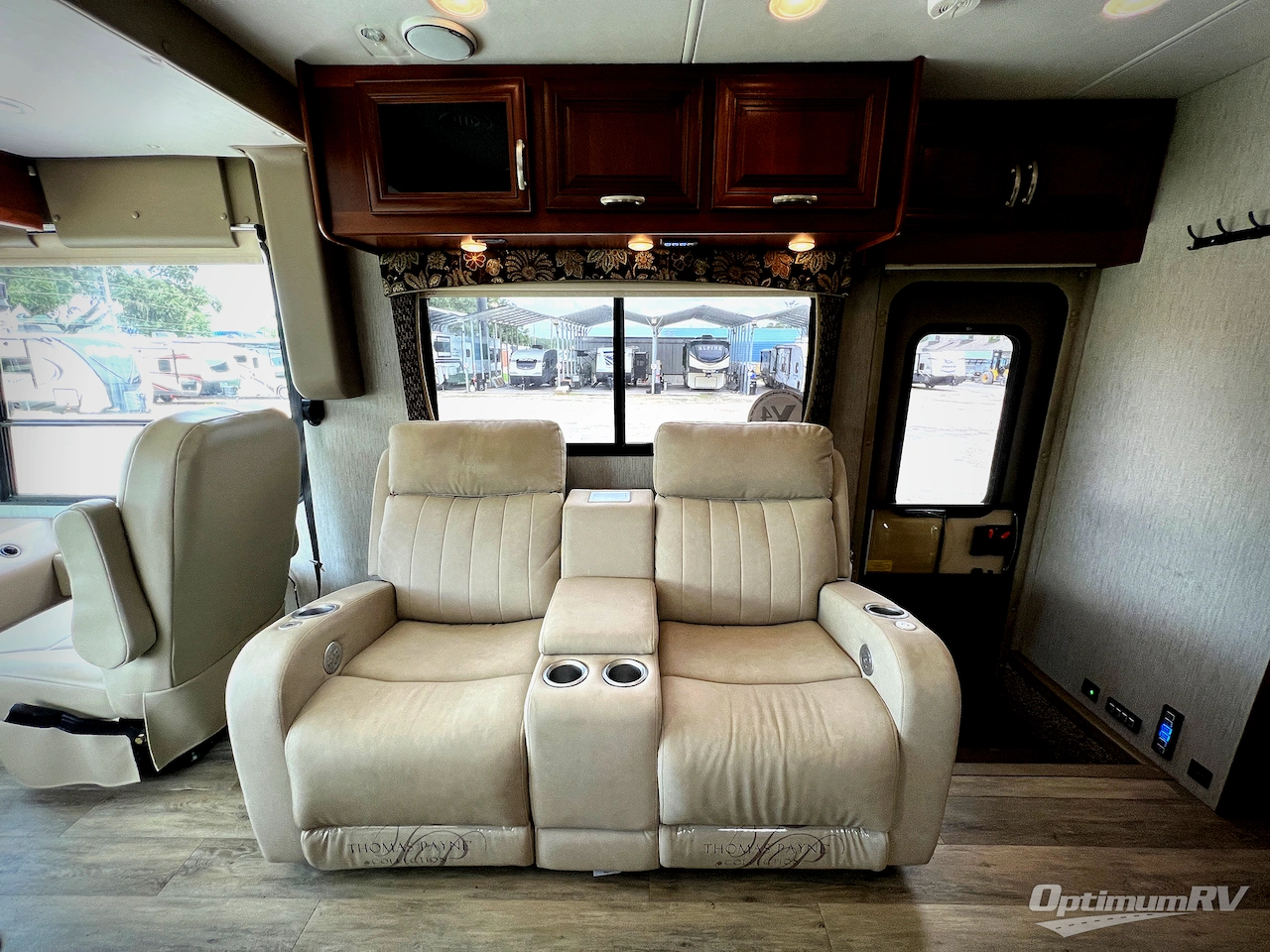 2018 Forest River Legacy SR 340 340BH Photo 8
