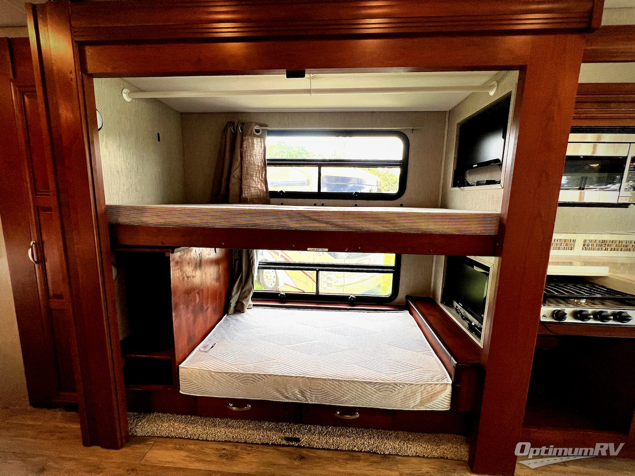 2018 Forest River Legacy SR 340 340BH Photo 15