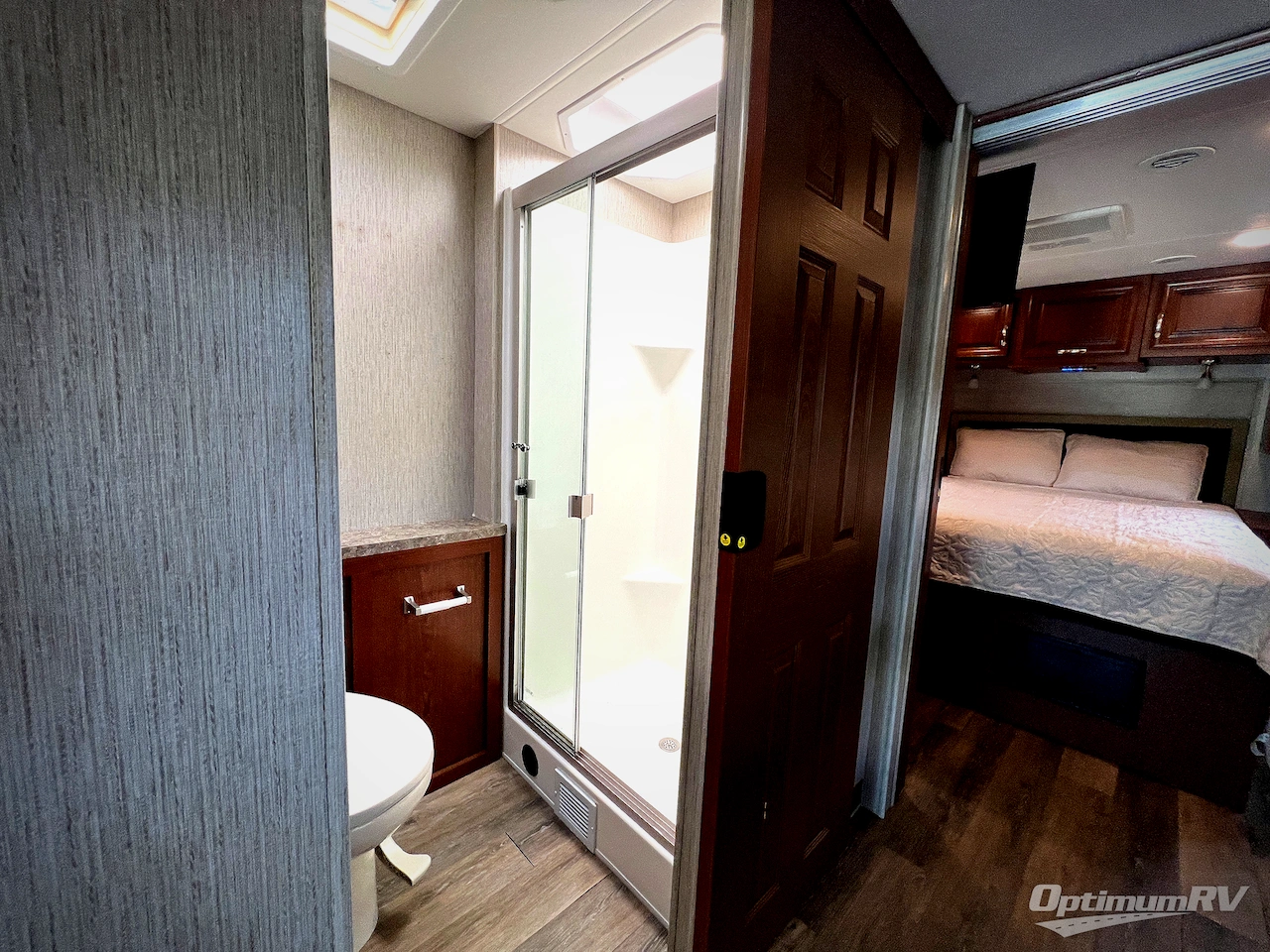 2018 Forest River Legacy SR 340 340BH Photo 20