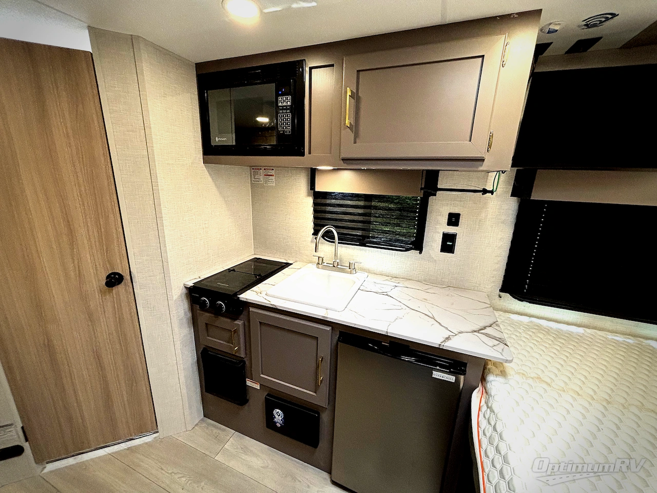 2026 KZ SPORTSMEN CLASSIC 130RB Photo 9