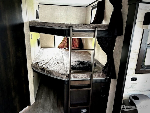 2023 Jayco Jay Feather 27BHB RV Photo 3