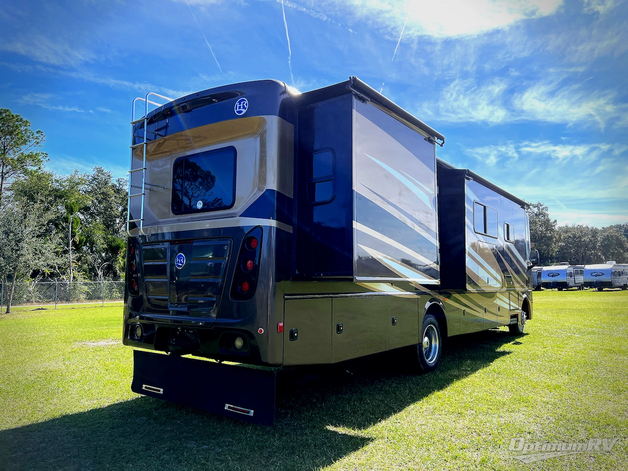 2015 Holiday Rambler Vacationer 36SBT Photo 3