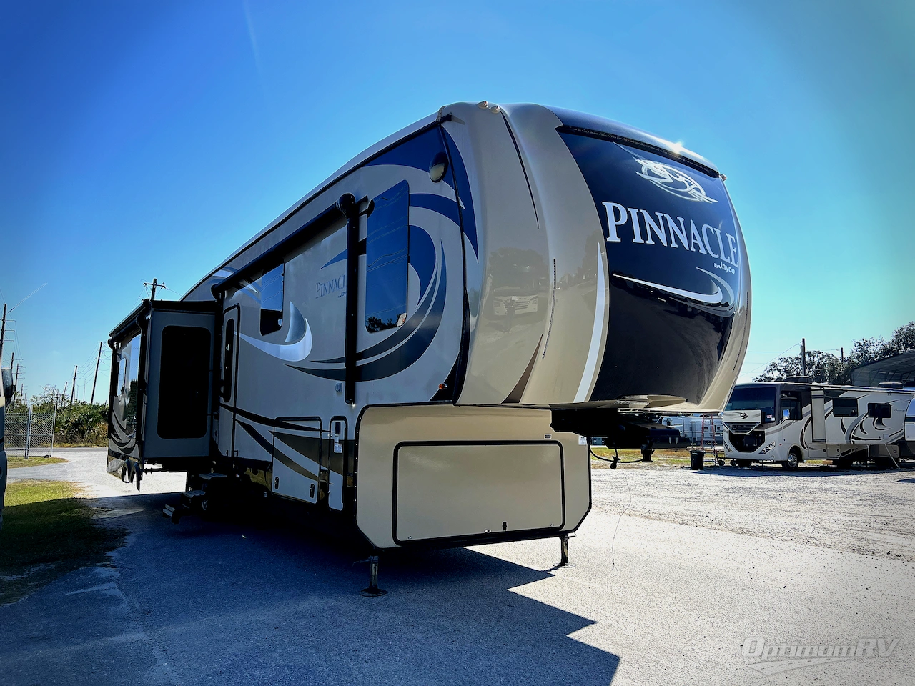 2017 Jayco Pinnacle 36FBTS Photo 1