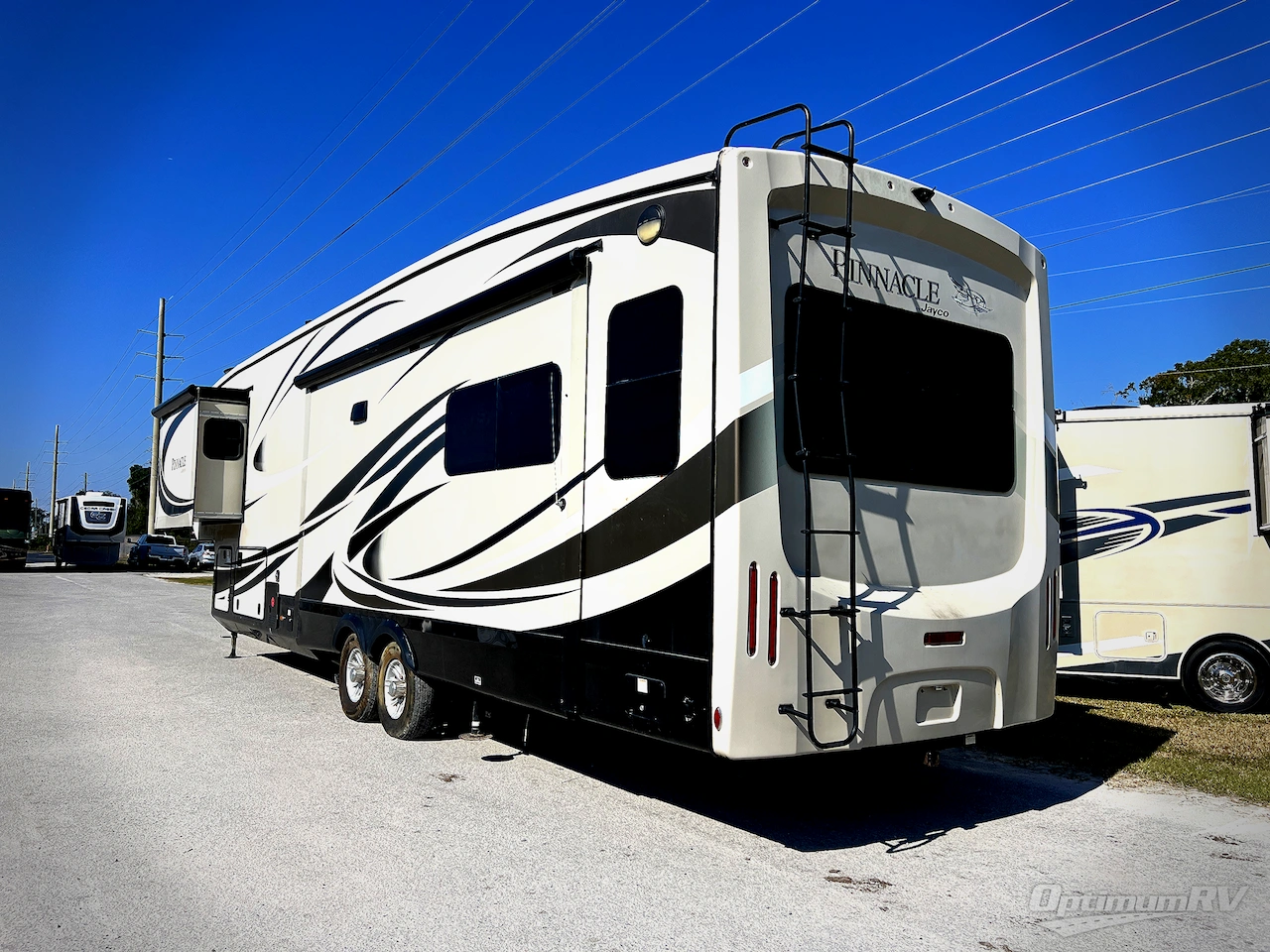 2017 Jayco Pinnacle 36FBTS Photo 2