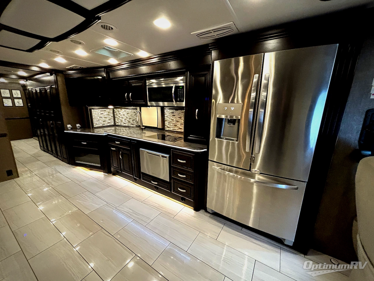 2019 Forest River Berkshire XLT 45A Photo 12