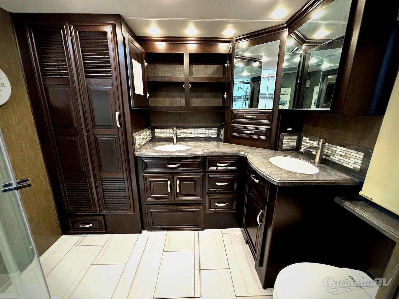 2019 Forest River Berkshire XLT 45A Photo 20