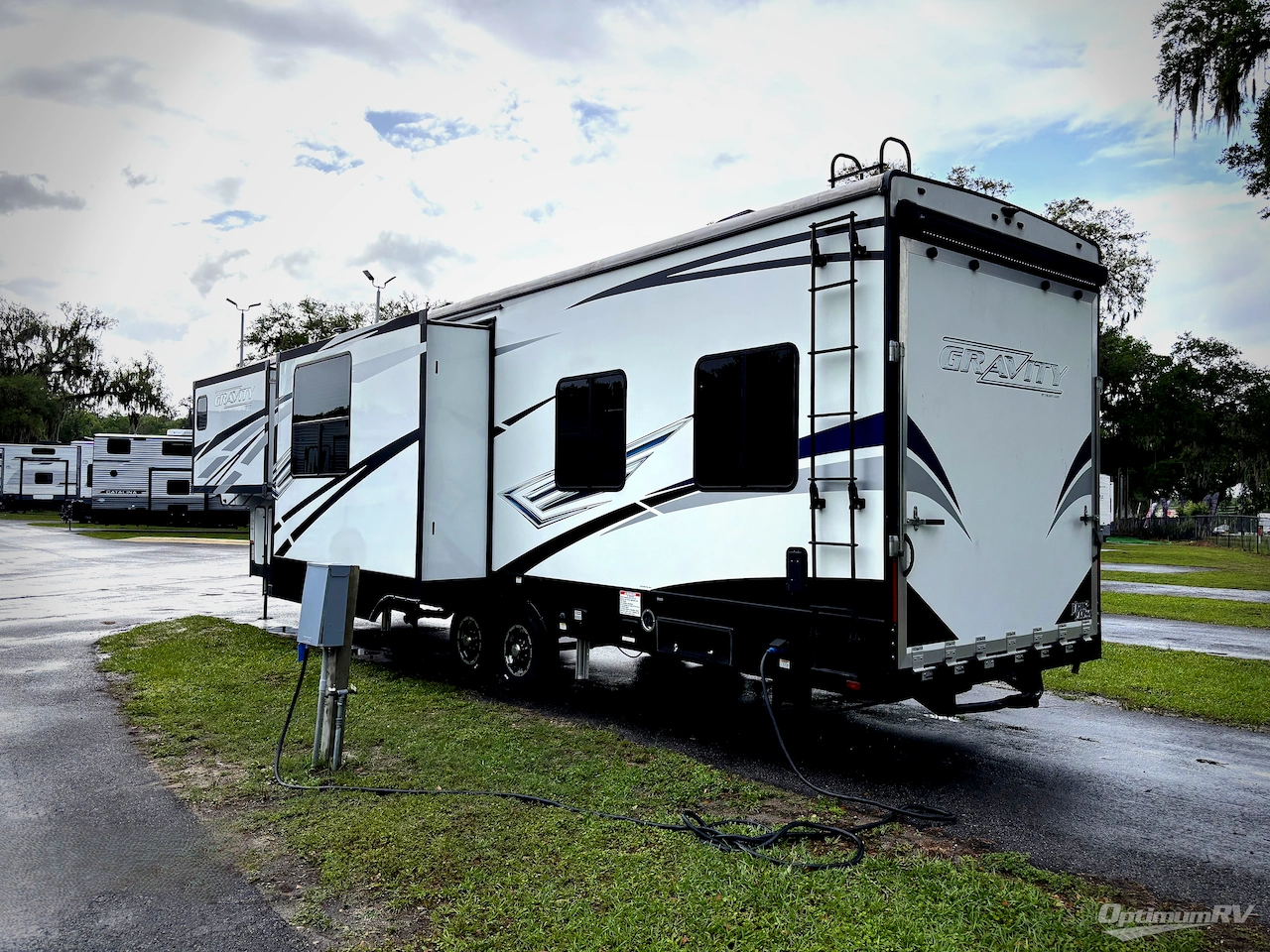 2019 Heartland Gravity GR3772 Photo 3