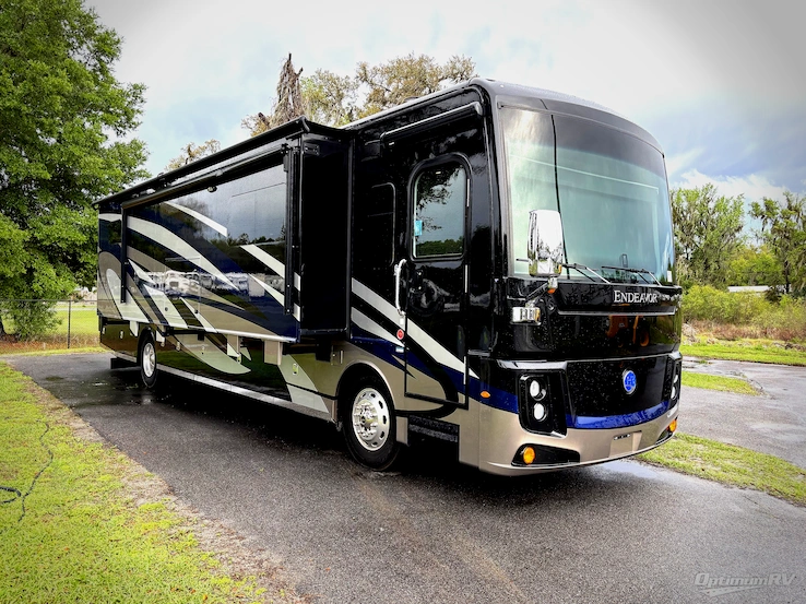 2019 Holiday Rambler Endeavor 38W RV Photo 1
