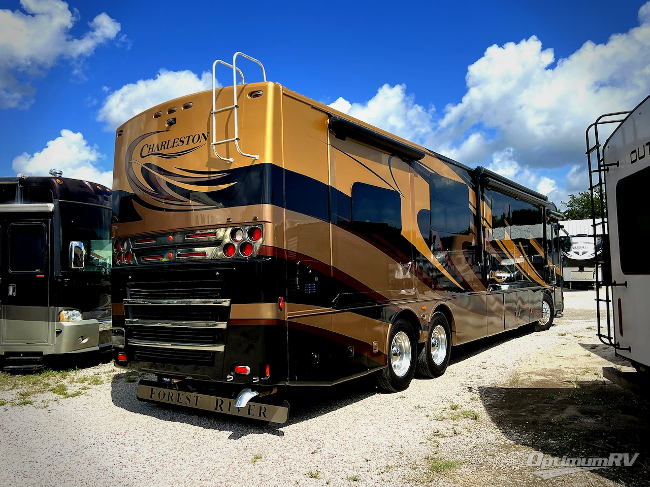 2014 Forest River Charleston 430FK Photo 2