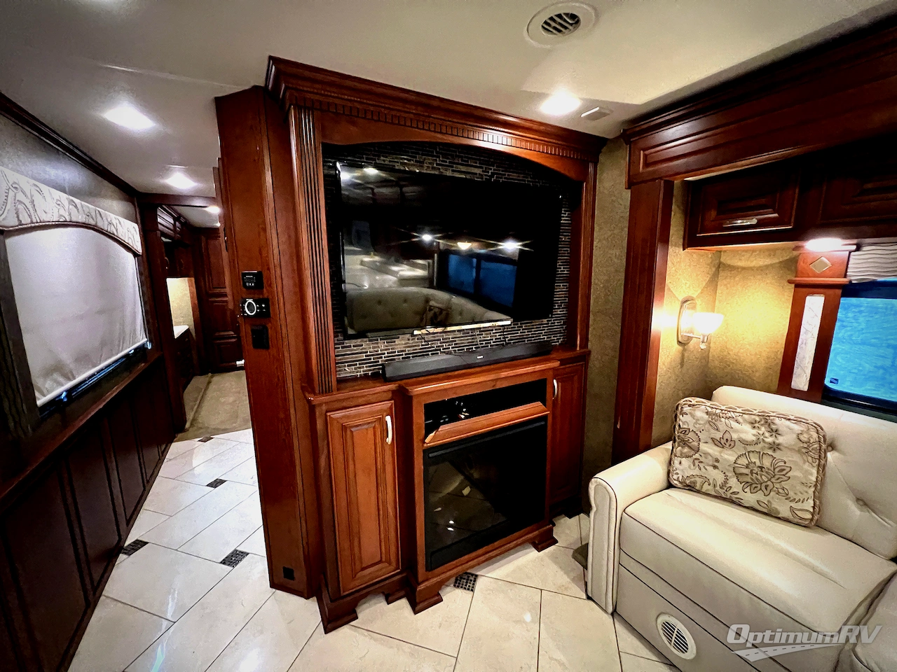 2014 Forest River Charleston 430FK Photo 13