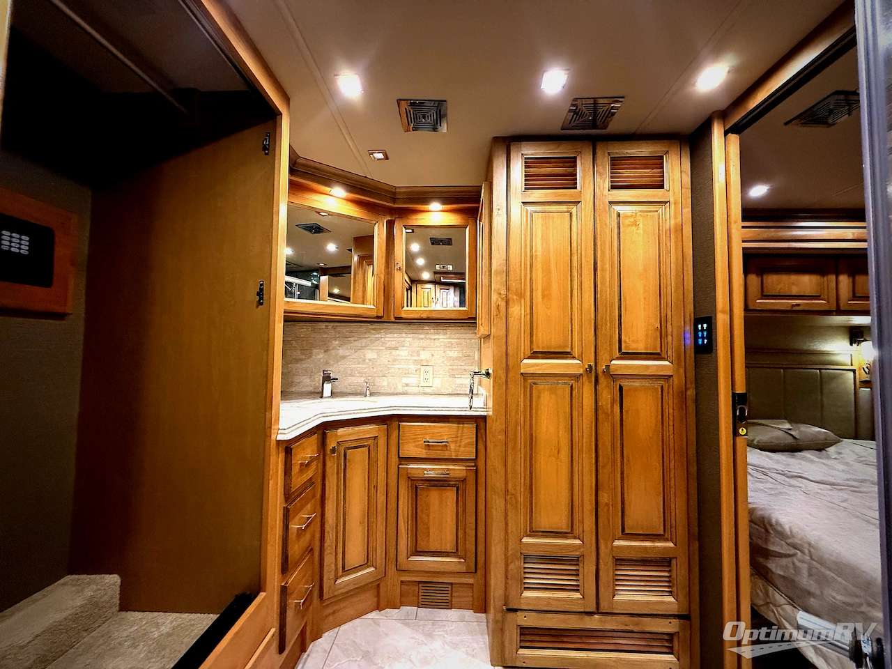 2019 Tiffin Phaeton 40QBH Photo 29