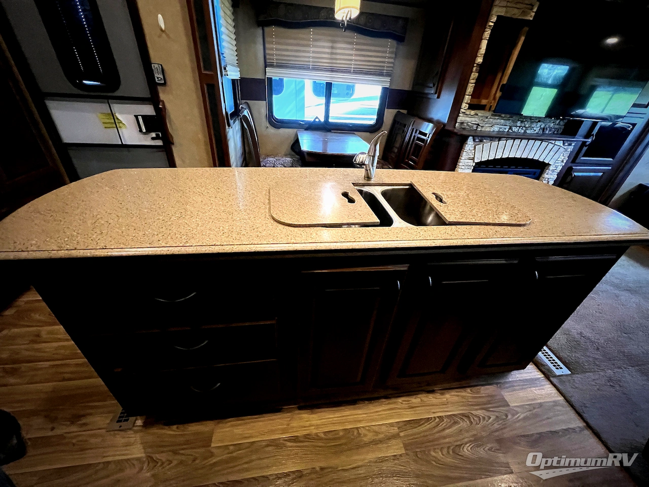 2015 Jayco Eagle Premier 351RSTS Photo 11