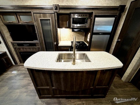 2019 Open Range Light 29IRLS RV Photo 2